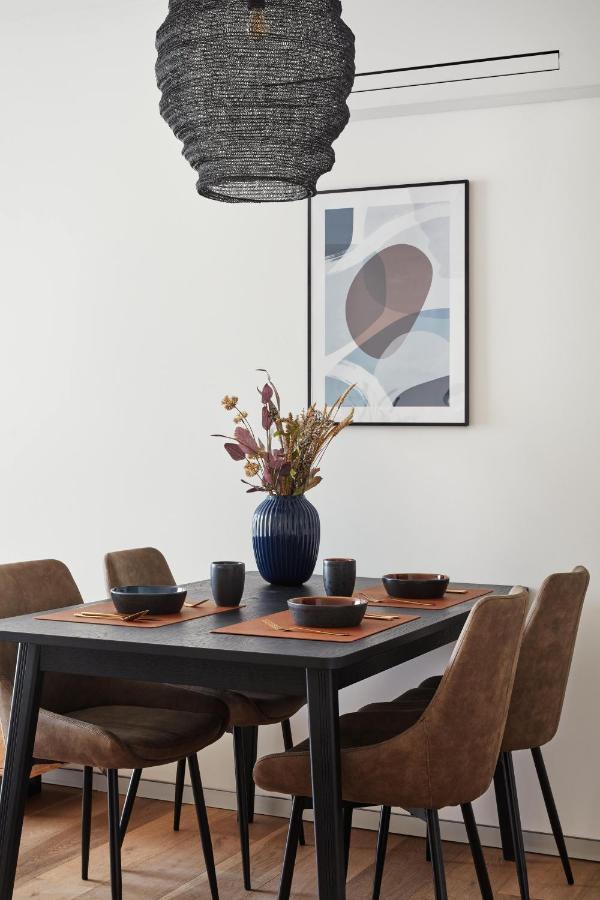 Prague Days - Stylish Apartments With Terrace - Parking - Quiet Area Екстер'єр фото