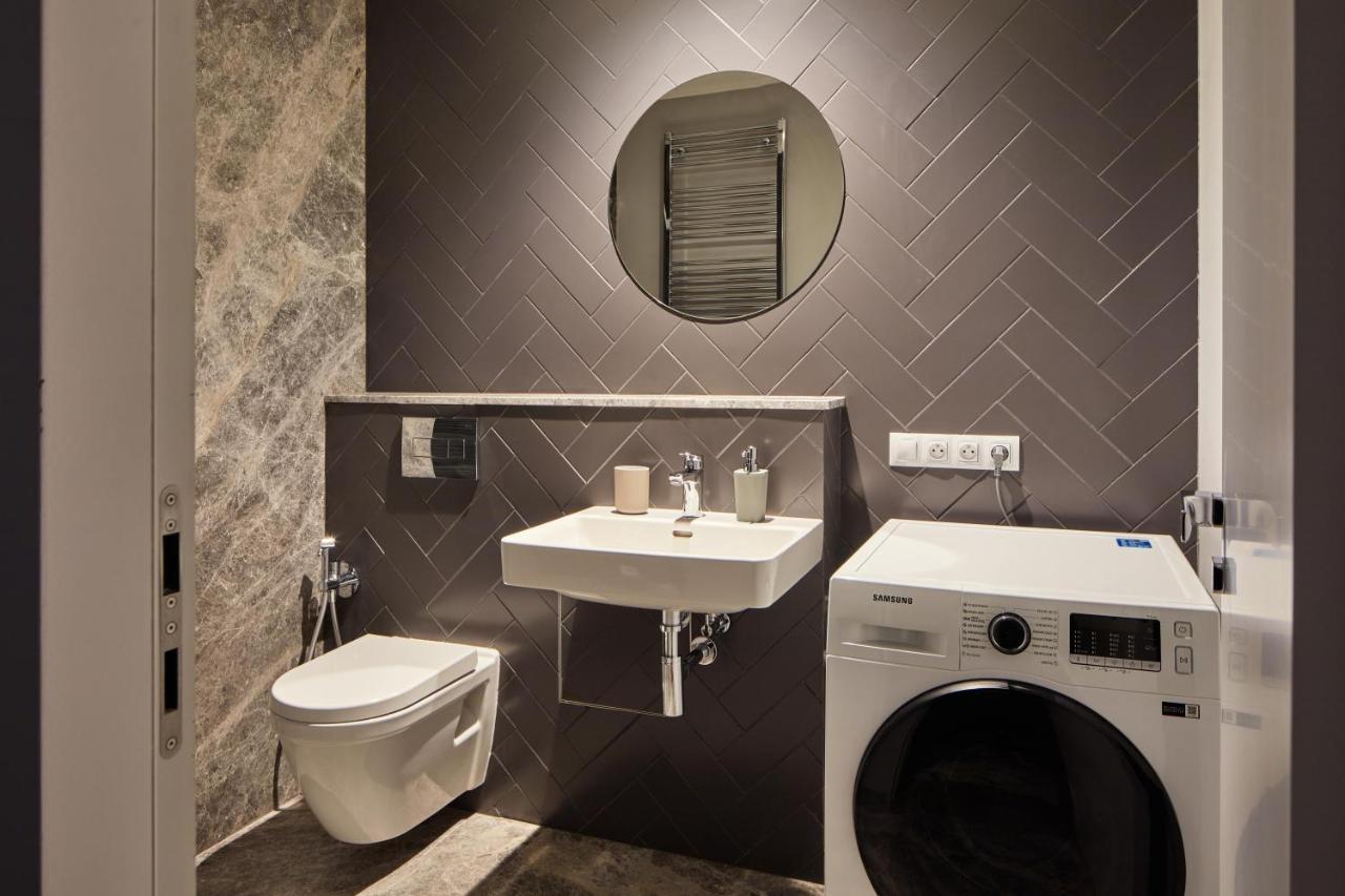 Prague Days - Stylish Apartments With Terrace - Parking - Quiet Area Екстер'єр фото