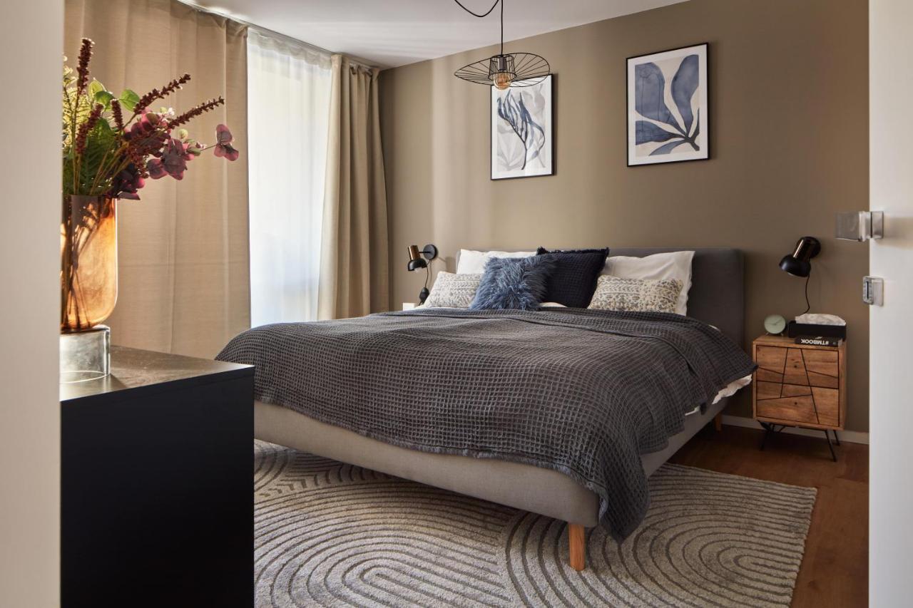Prague Days - Stylish Apartments With Terrace - Parking - Quiet Area Екстер'єр фото