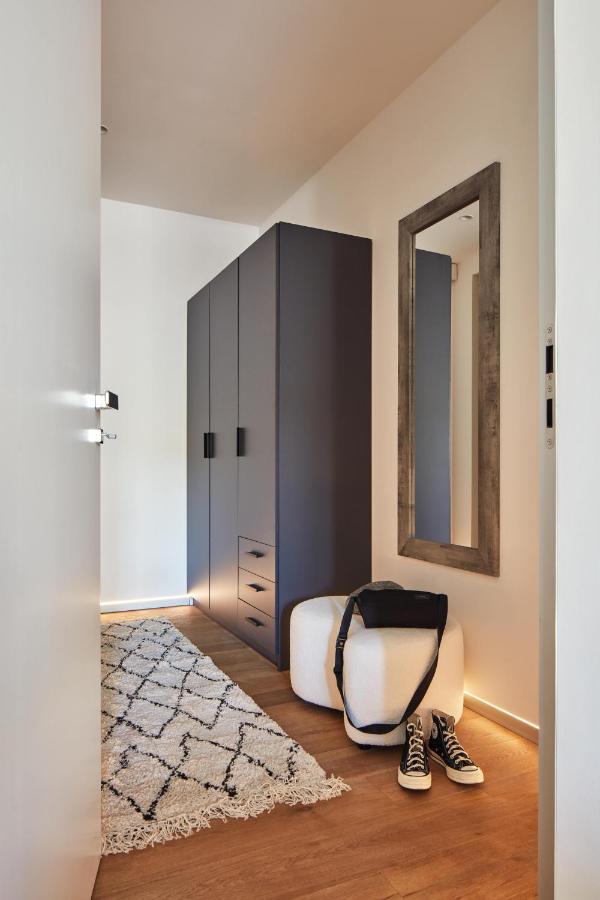 Prague Days - Stylish Apartments With Terrace - Parking - Quiet Area Екстер'єр фото