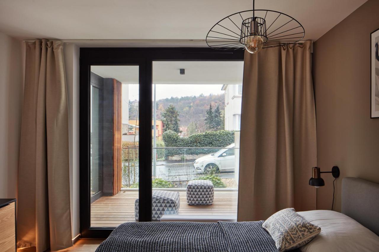 Prague Days - Stylish Apartments With Terrace - Parking - Quiet Area Екстер'єр фото