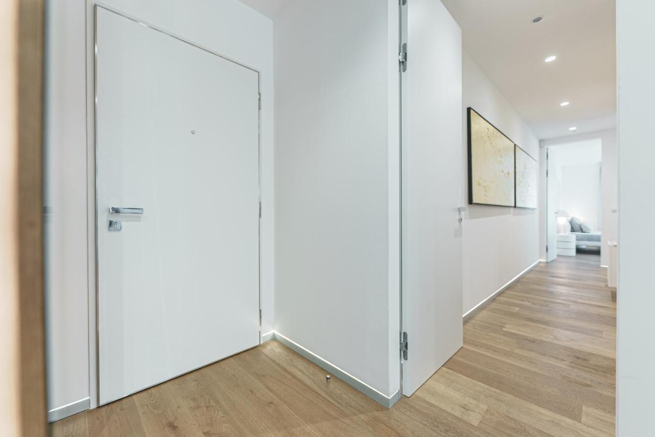 Prague Days - Stylish Apartments With Terrace - Parking - Quiet Area Екстер'єр фото