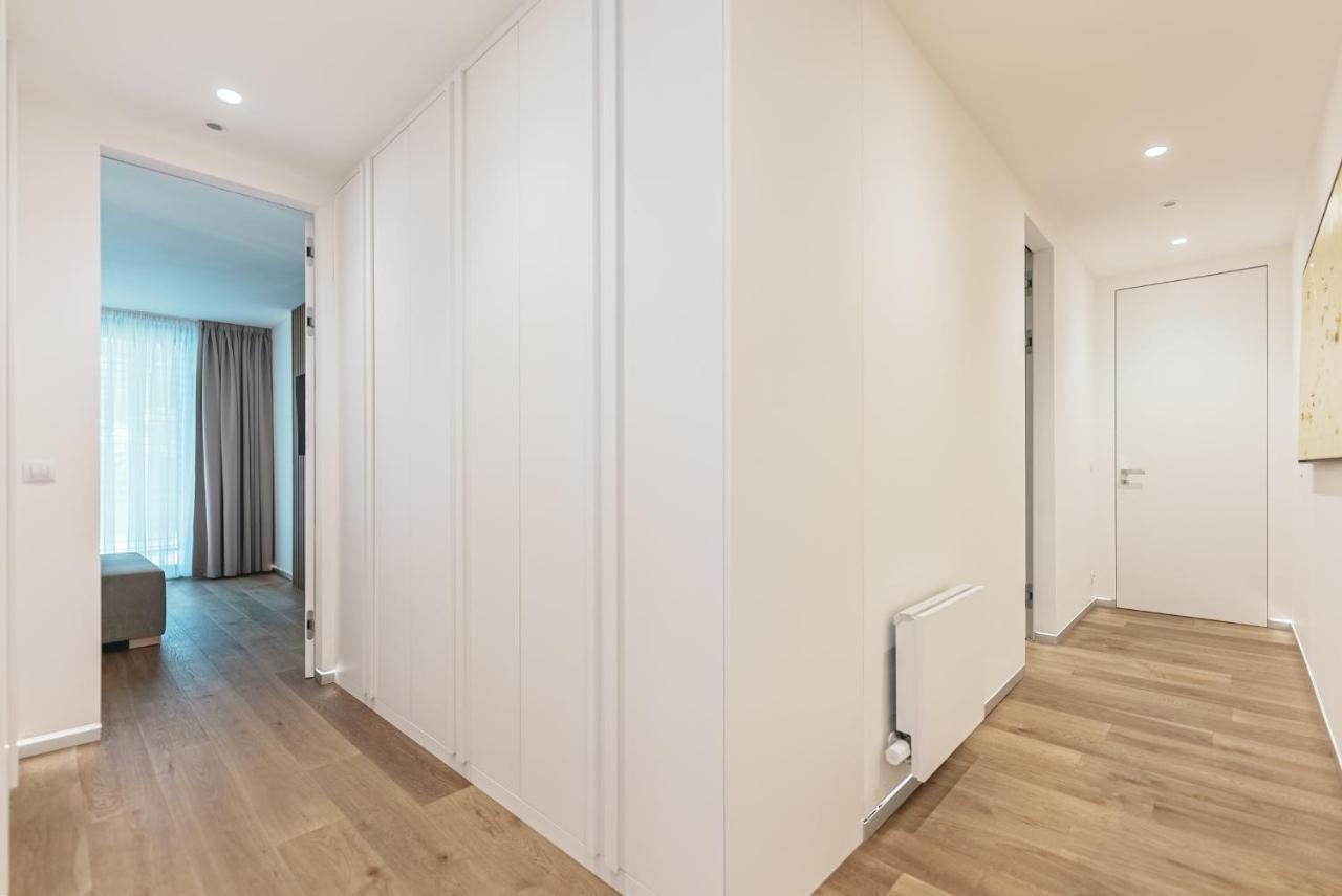 Prague Days - Stylish Apartments With Terrace - Parking - Quiet Area Екстер'єр фото